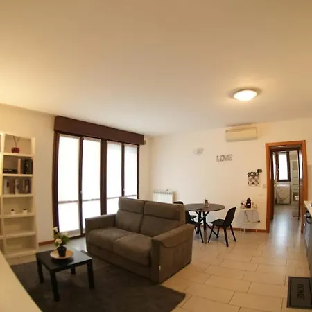 Vimodrone Apartment * Vimodrone